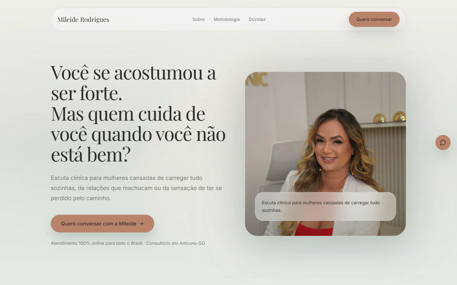 Uma pergunta na primeira tela e um botão que abre o WhatsApp dela.